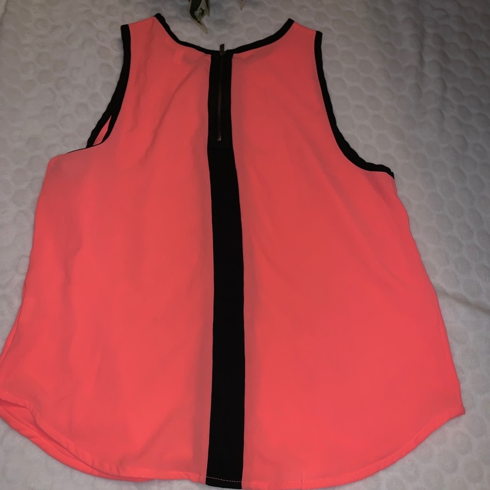 Shirt - Picture 3 of 3